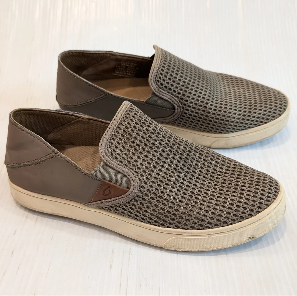 OLUKAI Pehuea tan green slip-on sneakers loafers size 8